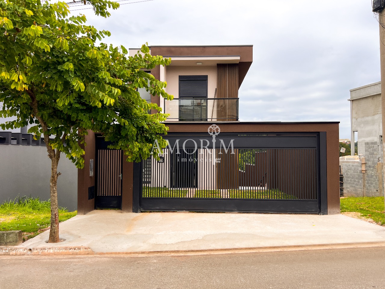 Casa em Condomínio À Venda 3 Dormitórios 1 Suíte em Santana de Parnaíba/Sp