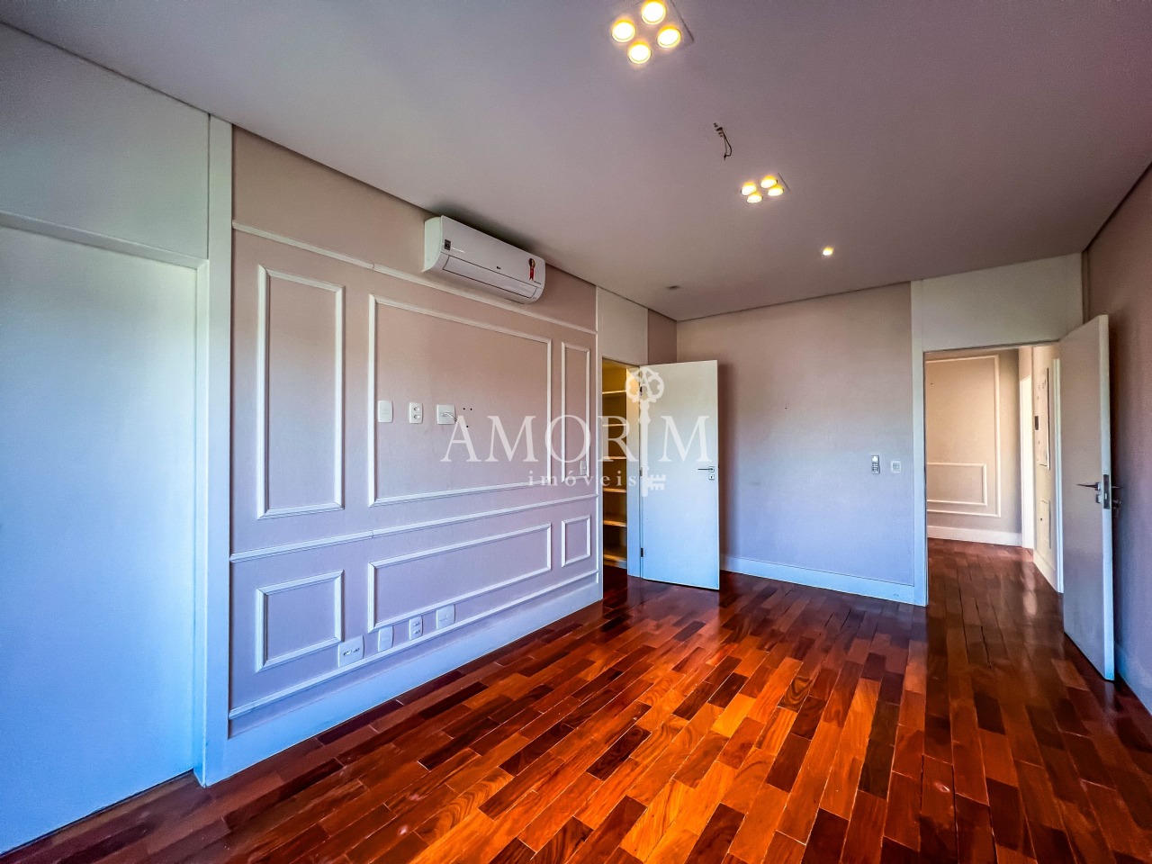 Casa em Condomínio Alphaville Santana de Parnaíba 