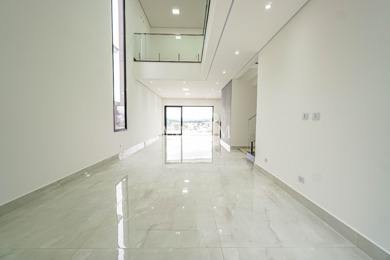 Casa em Condomínio Suru Santana de Parnaíba 