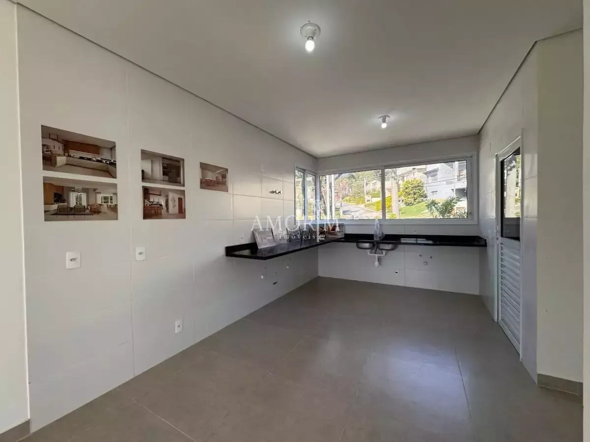 Casa em Condomínio Tarumã Santana de Parnaíba 