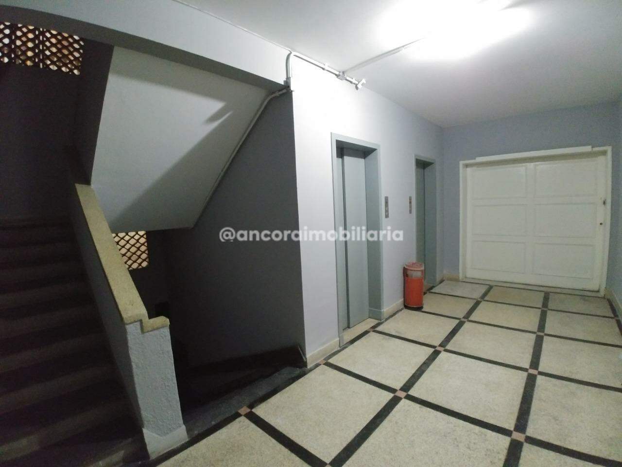 Sala para aluguel no Santo Antonio: 