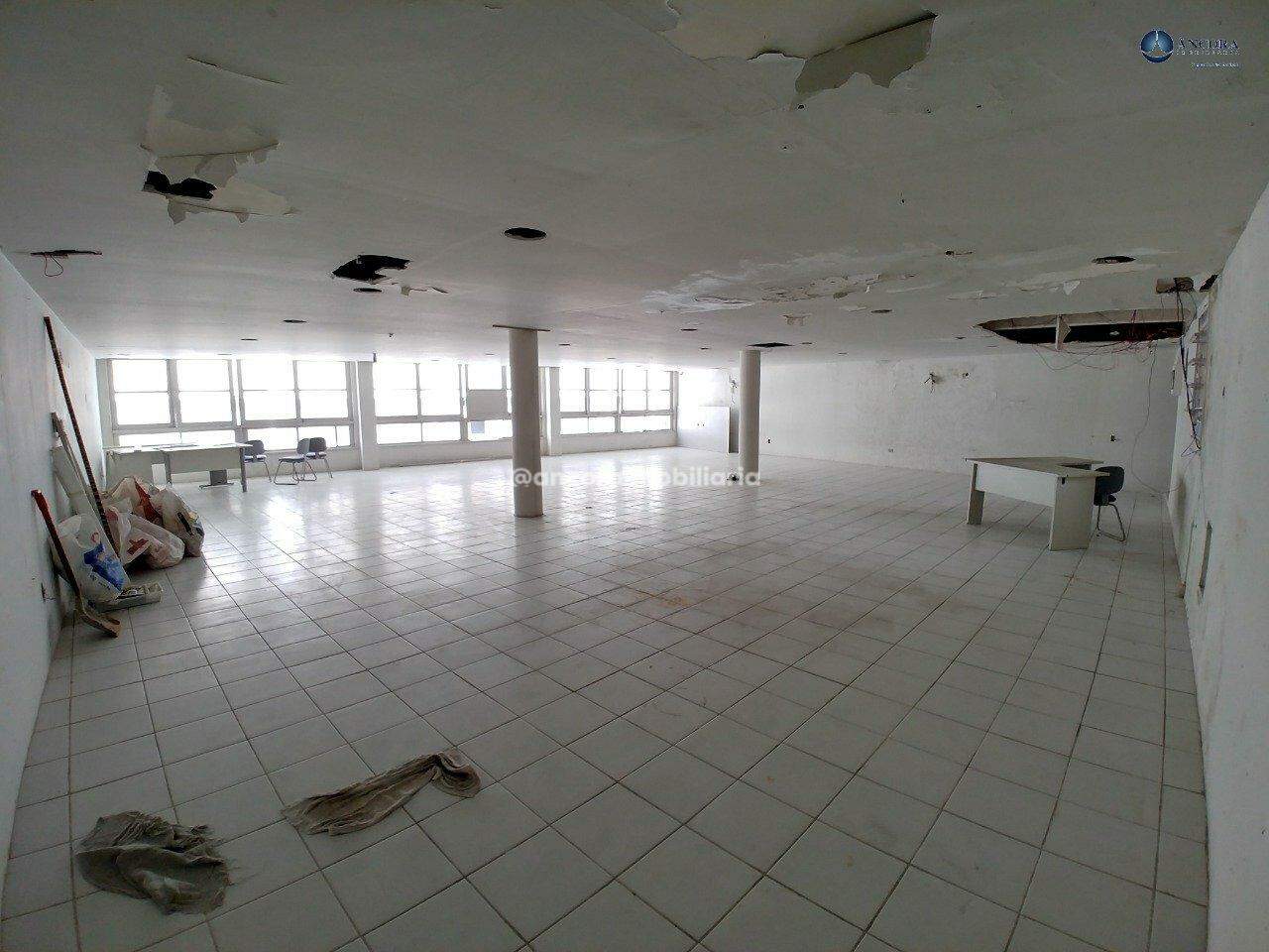 Sala para aluguel no Santo Antonio: 