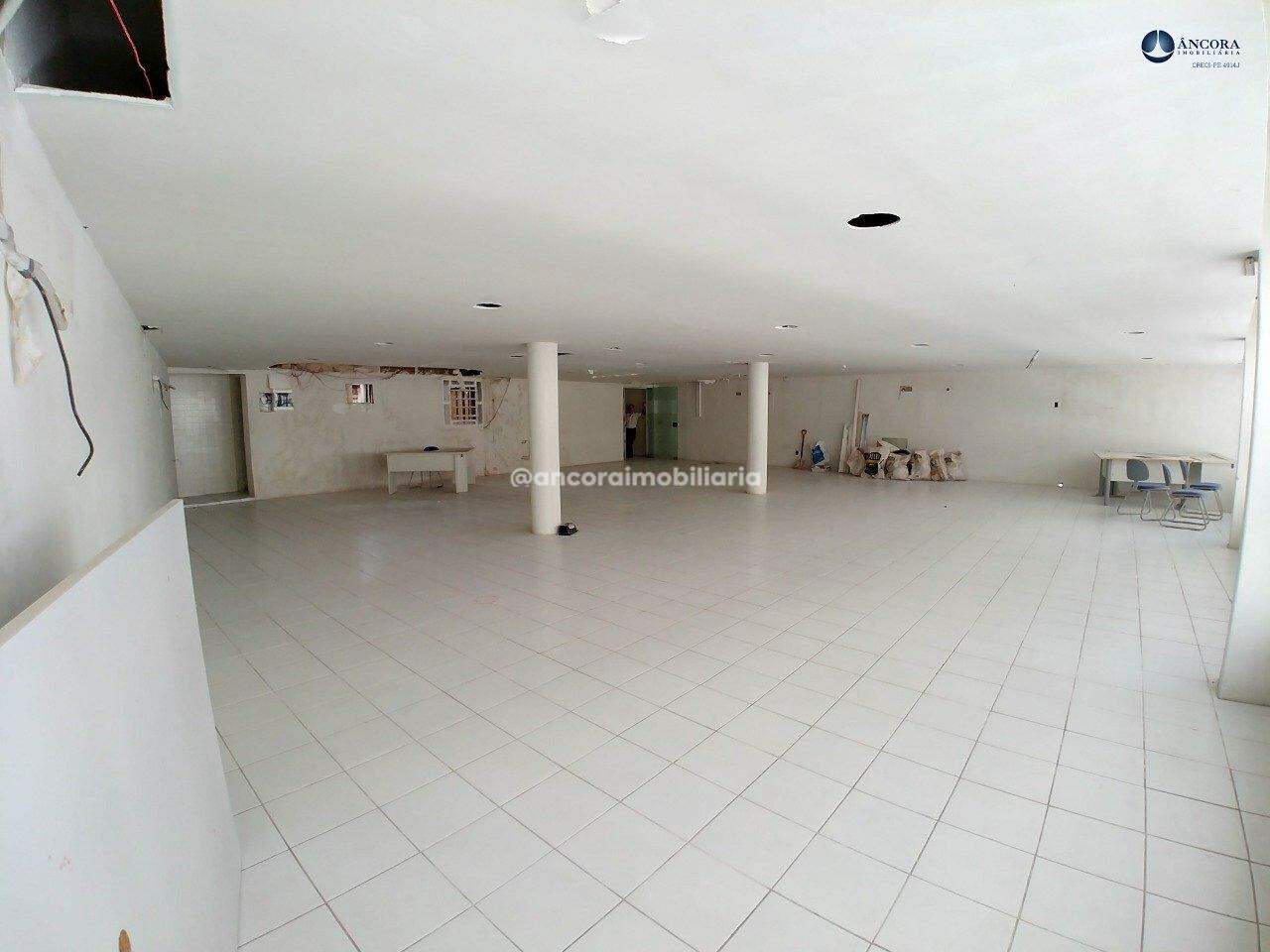 Sala para aluguel no Santo Antonio: 