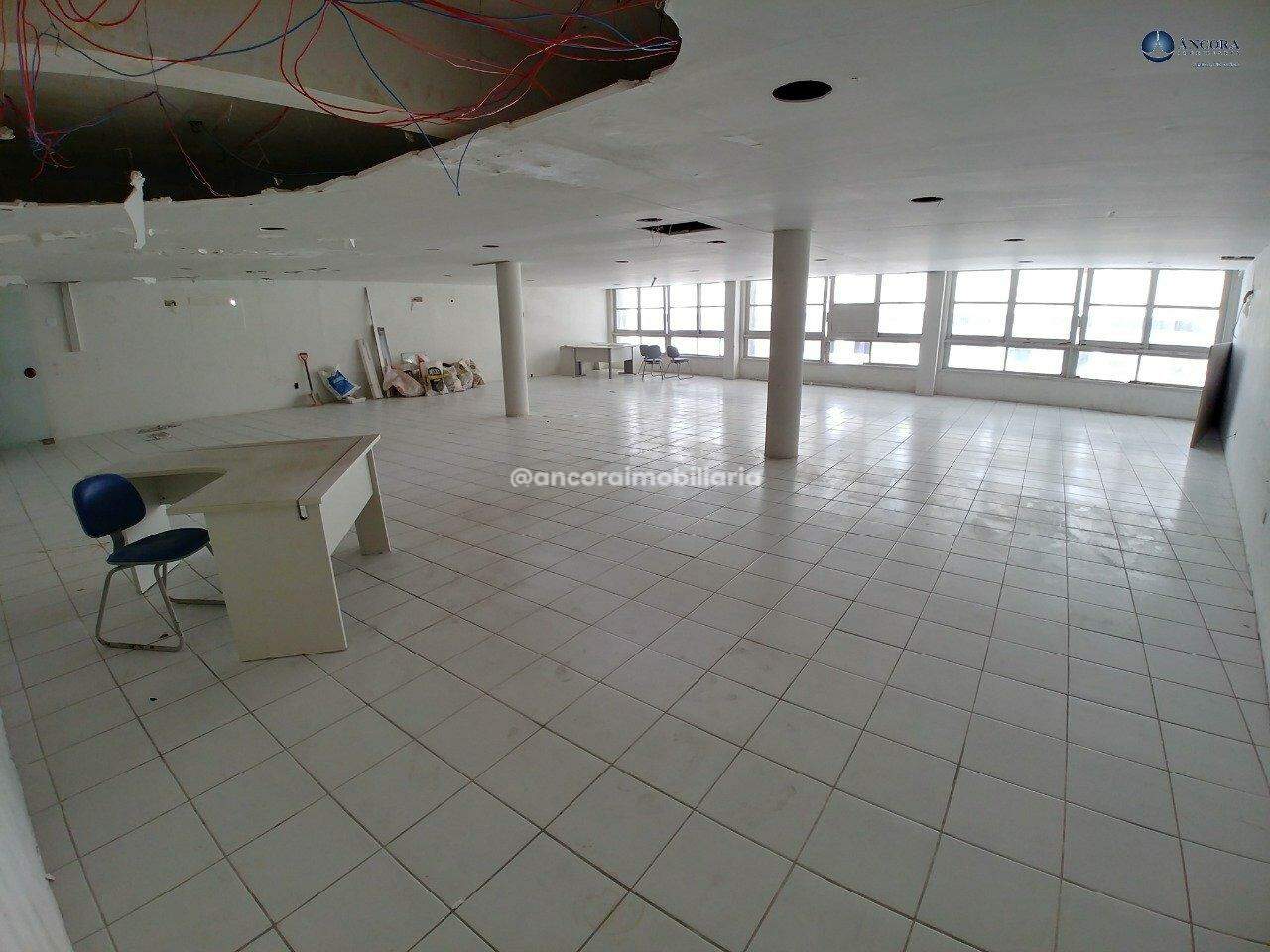 Sala para aluguel no Santo Antonio: 