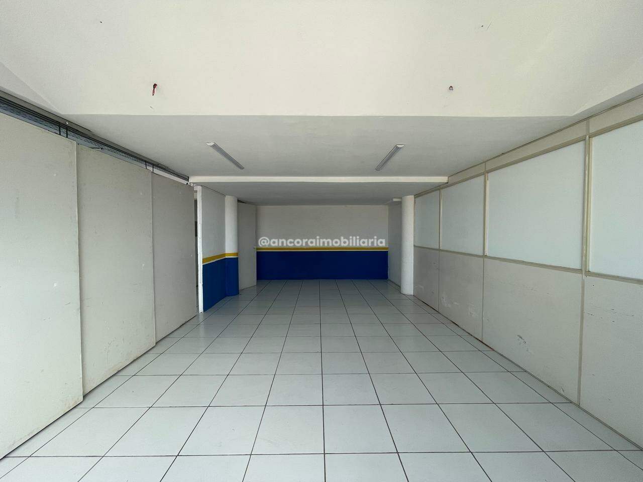 Sala para aluguel no Santo Antonio: 