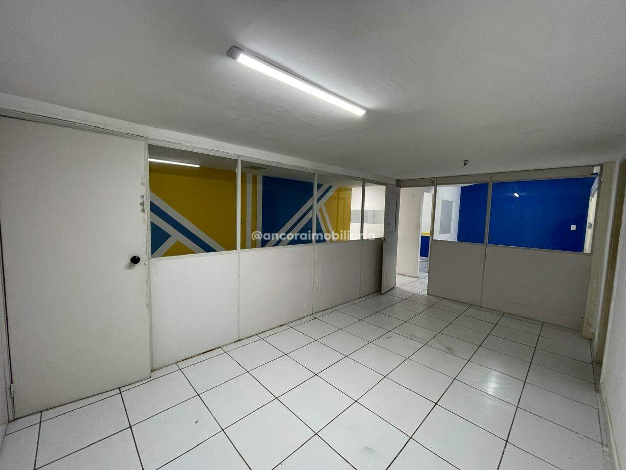 Sala para aluguel no Santo Antonio: 