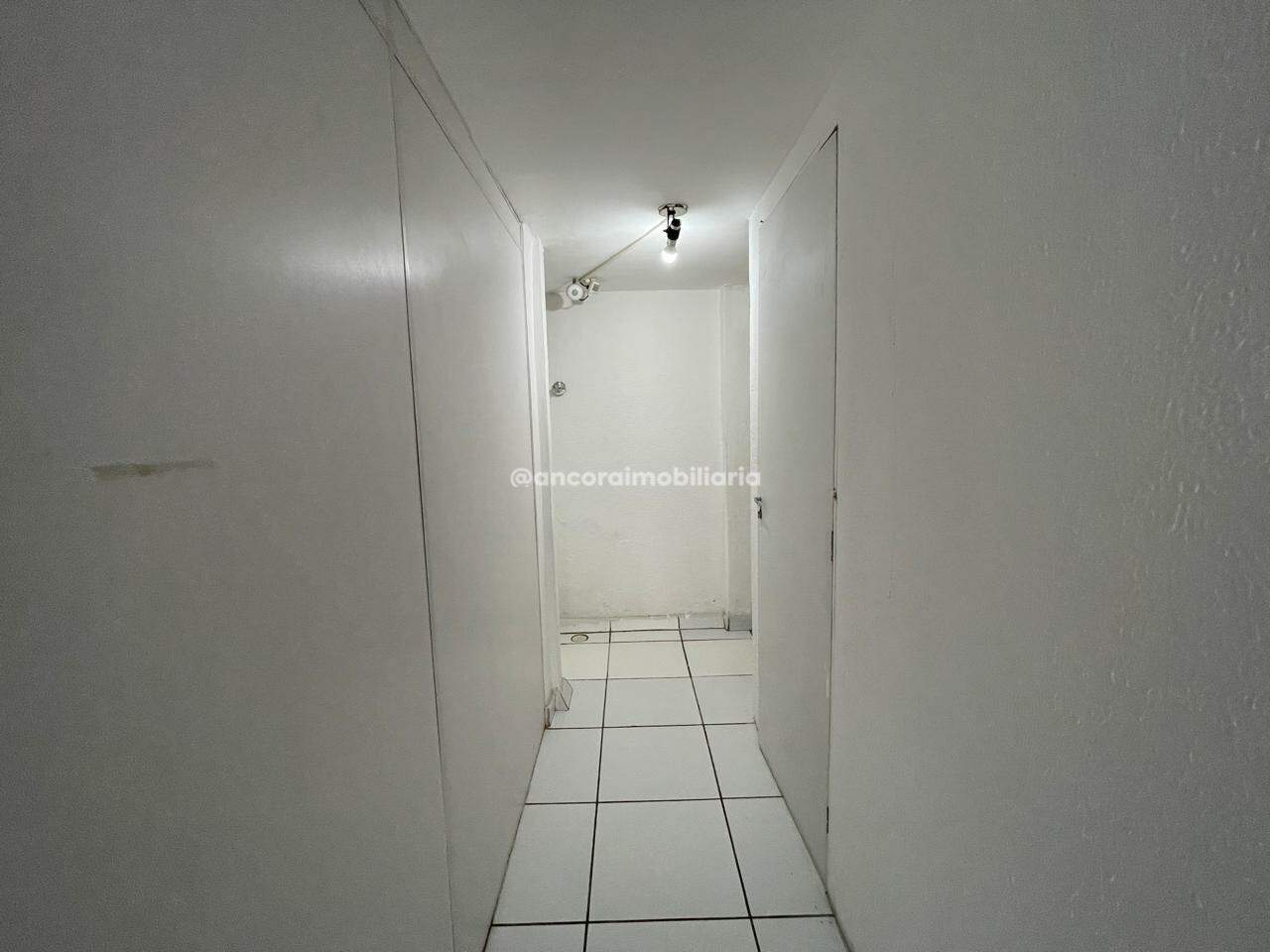 Sala para aluguel no Santo Antonio: 