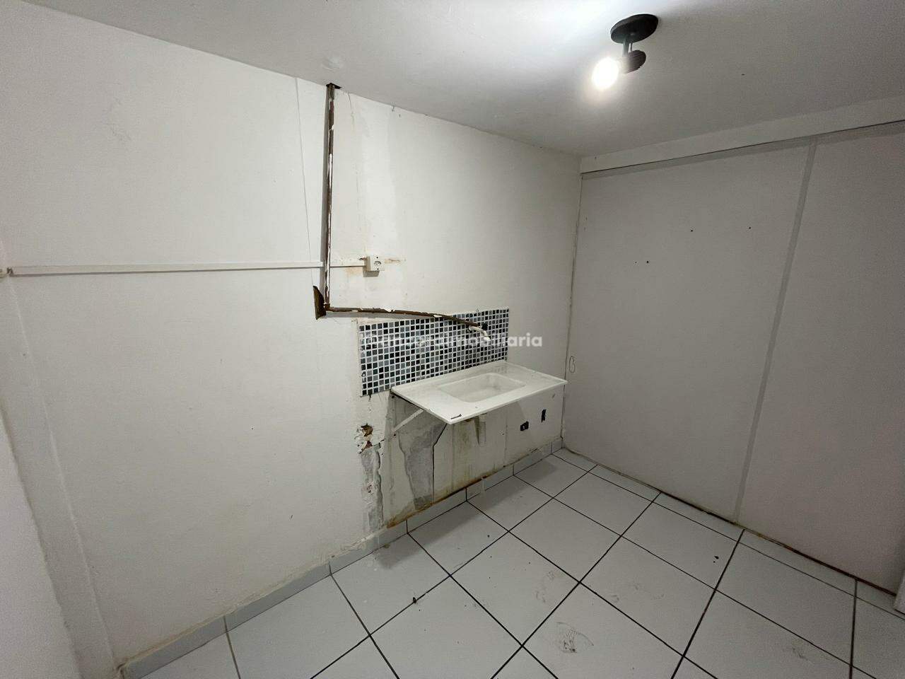 Sala para aluguel no Santo Antonio: 