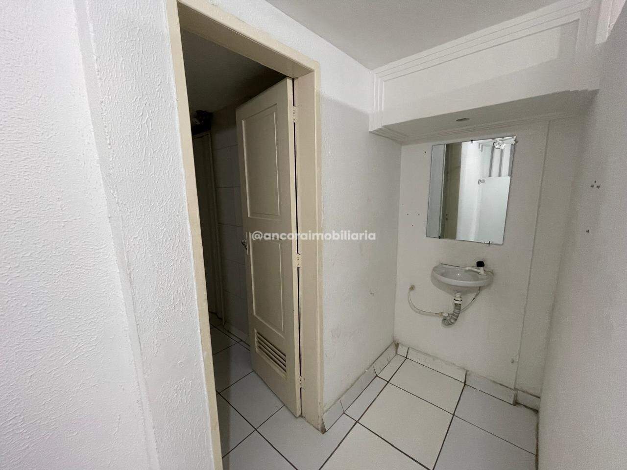 Sala para aluguel no Santo Antonio: 