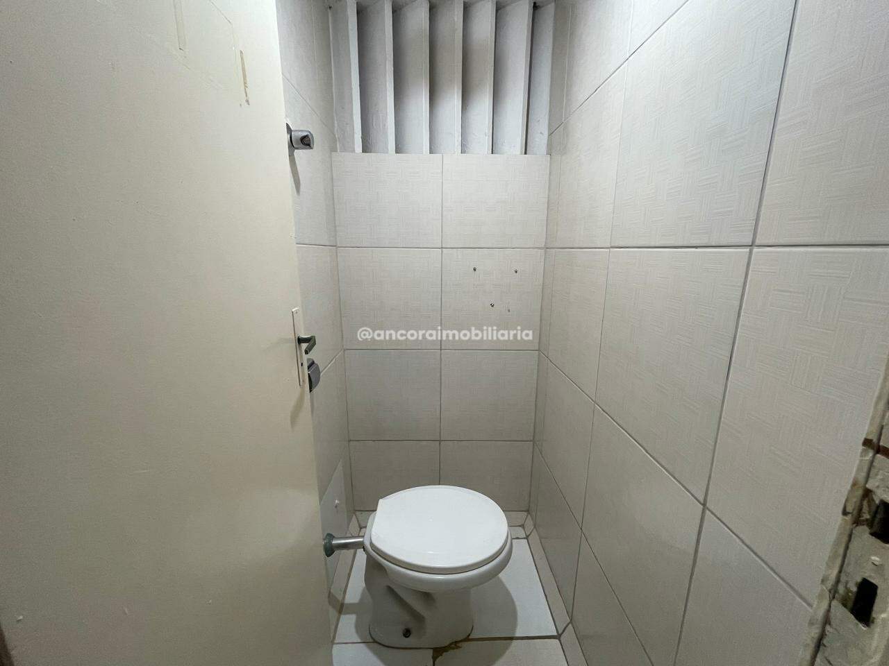 Sala para aluguel no Santo Antonio: 