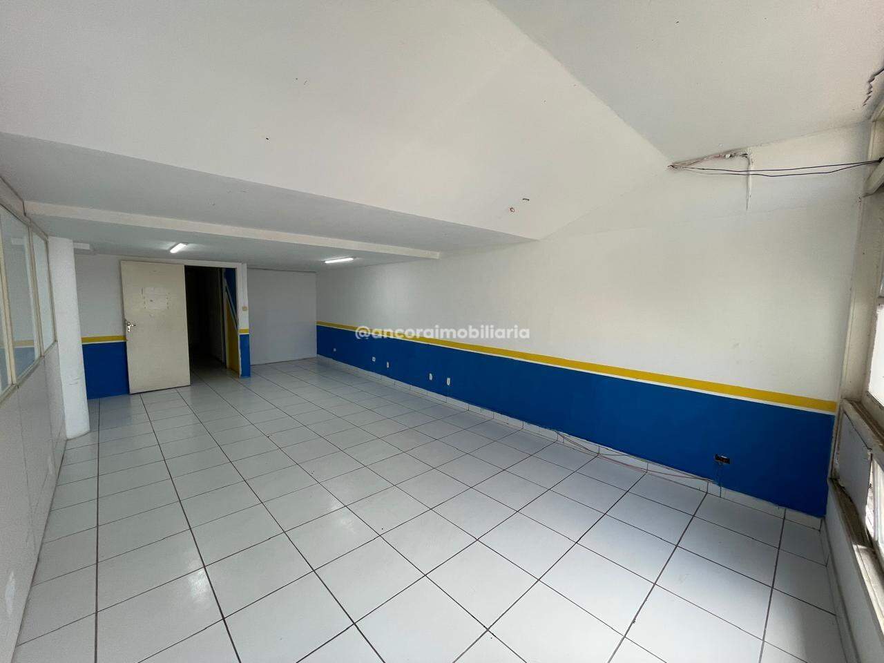 Sala para aluguel no Santo Antonio: 