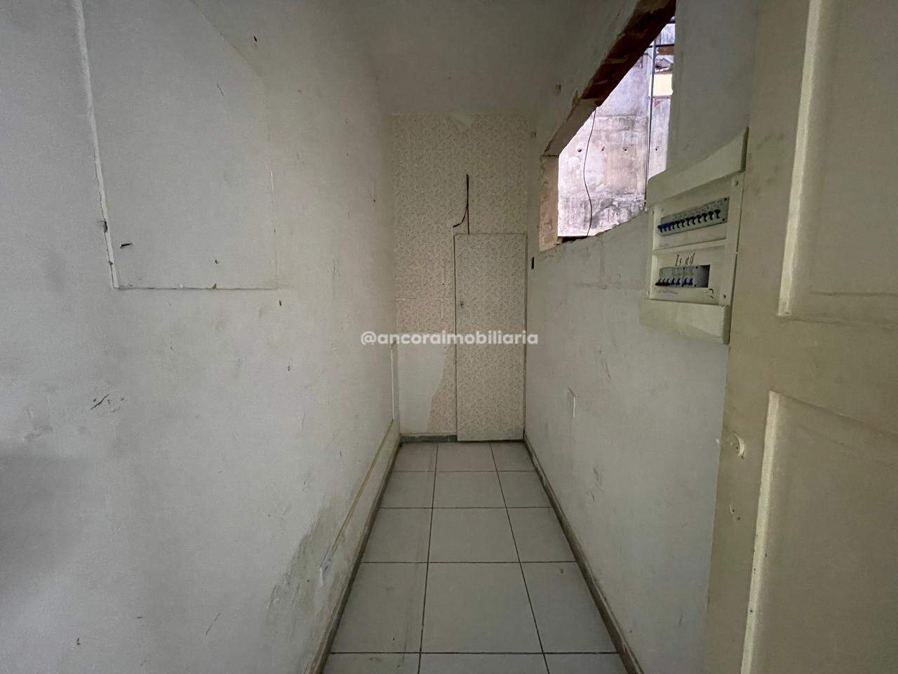 Sala para aluguel no Santo Antonio: 