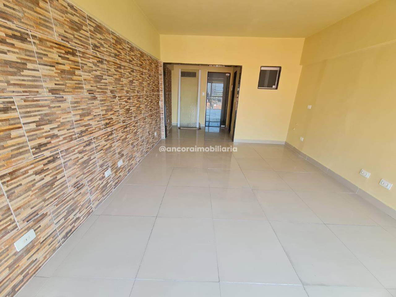 Sala para aluguel no Santo Antonio: