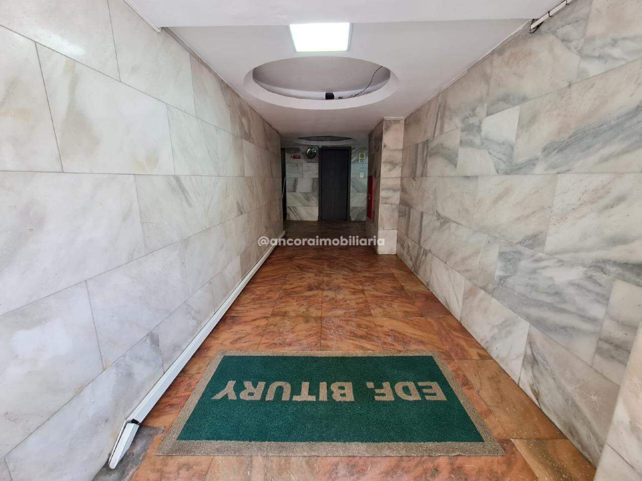 Sala para aluguel no Santo Antonio: