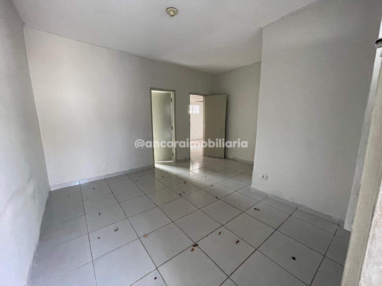 Casa para aluguel no Barro: 
