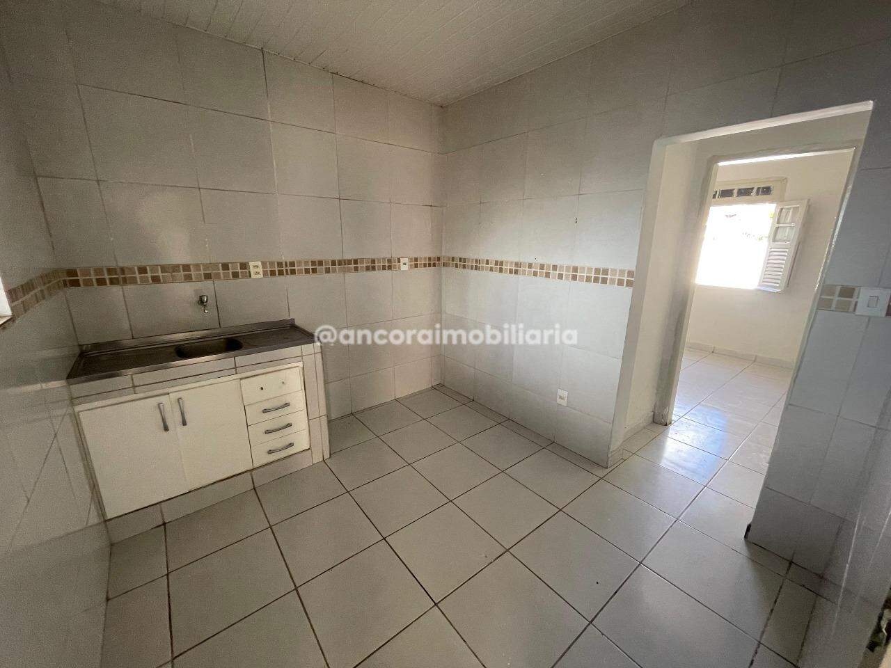 Casa para aluguel no Barro: 