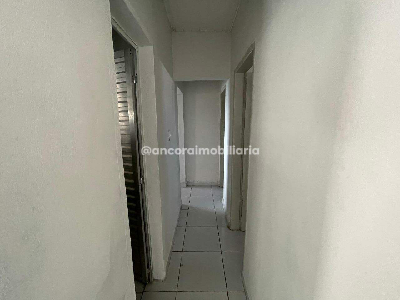 Casa para aluguel no Barro: 