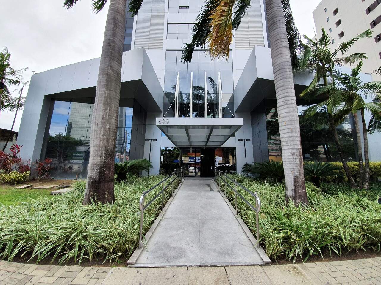 Sala para aluguel no Ilha do Leite: 