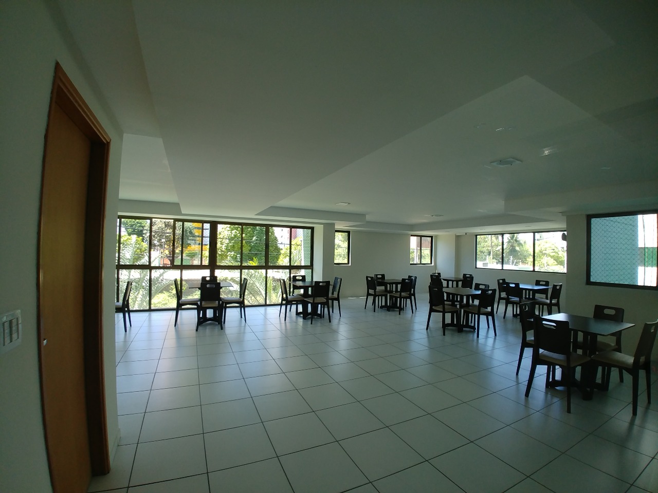 Apartamento para aluguel no Candeias: 