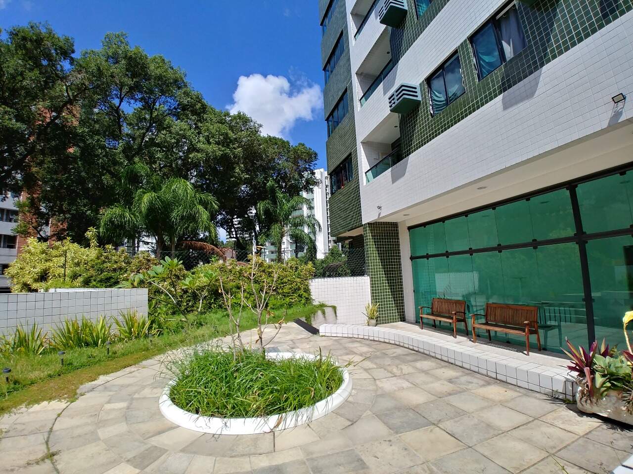 Apartamento para aluguel no Espinheiro: 