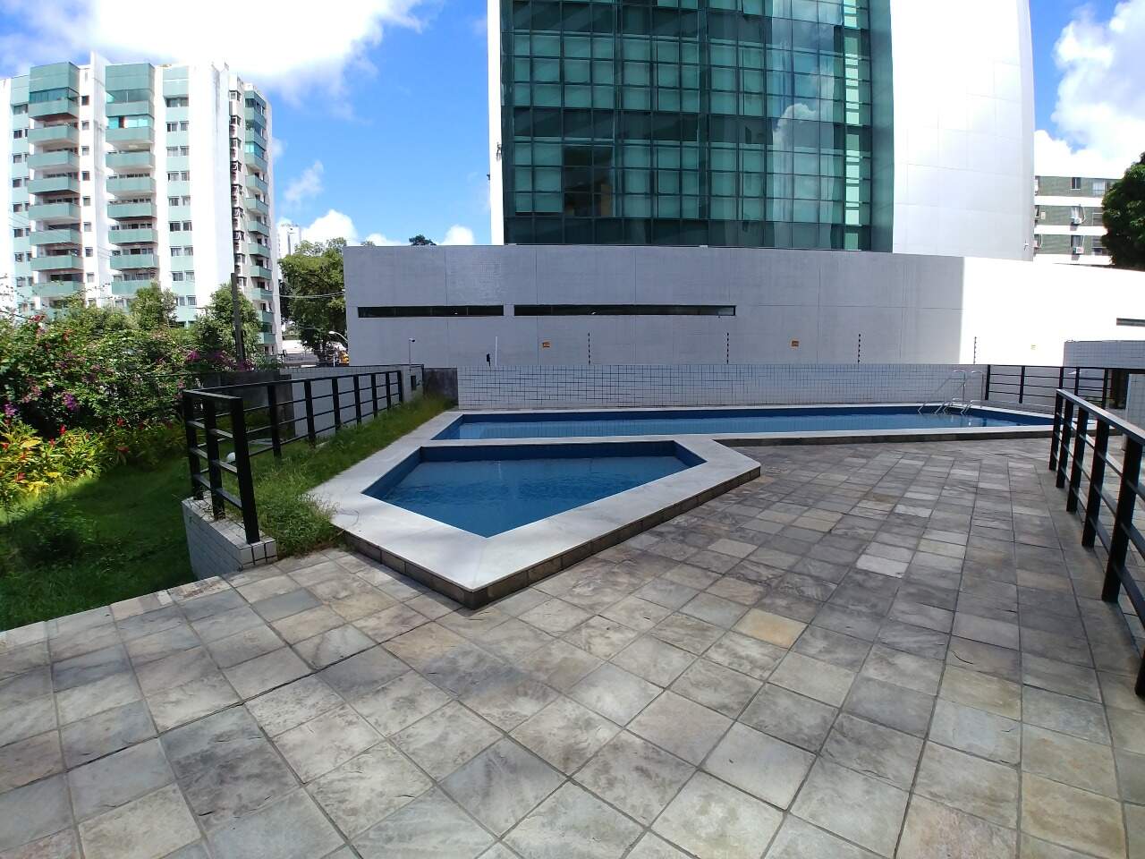 Apartamento para aluguel no Espinheiro: 