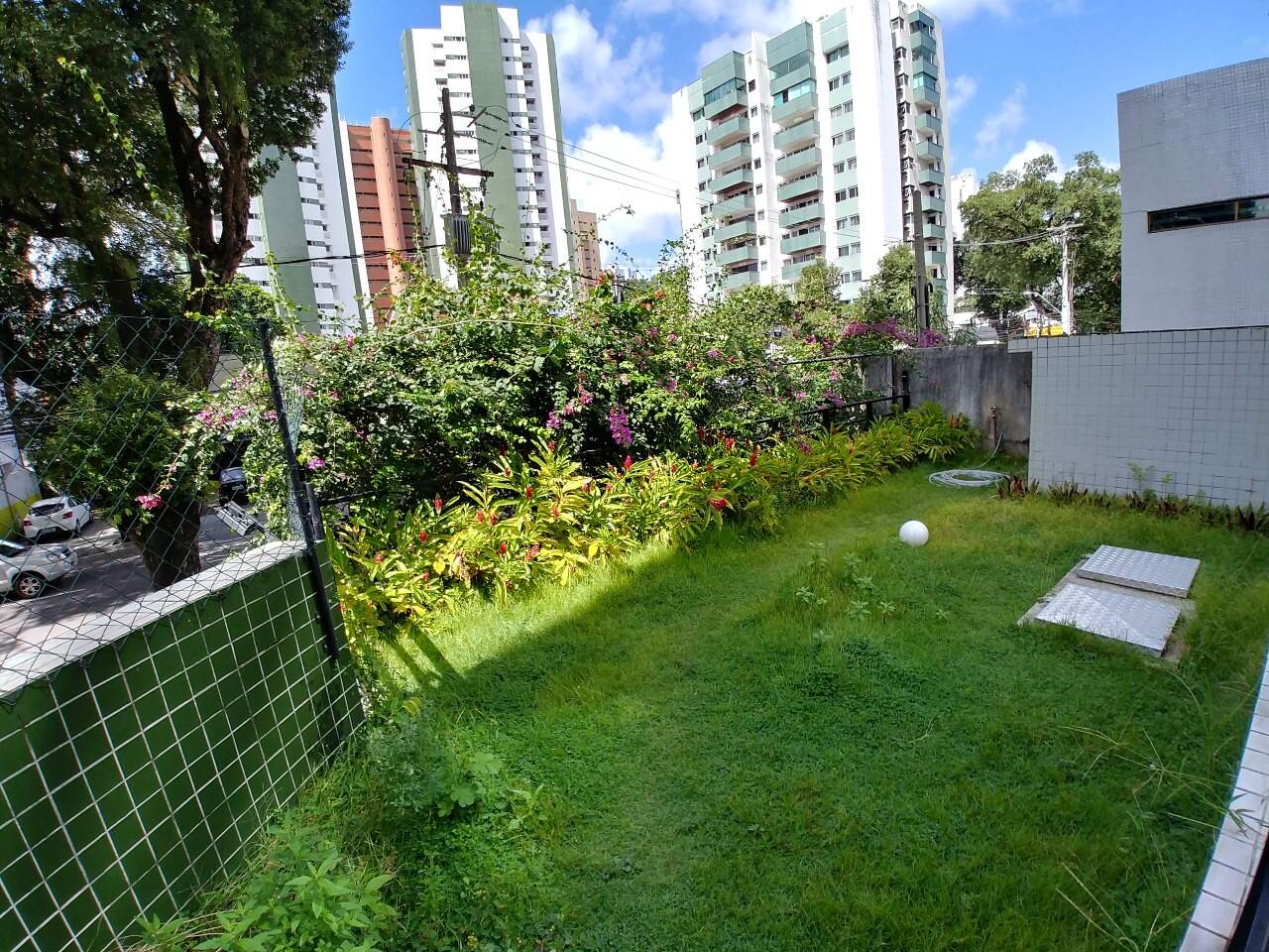 Apartamento para aluguel no Espinheiro: 