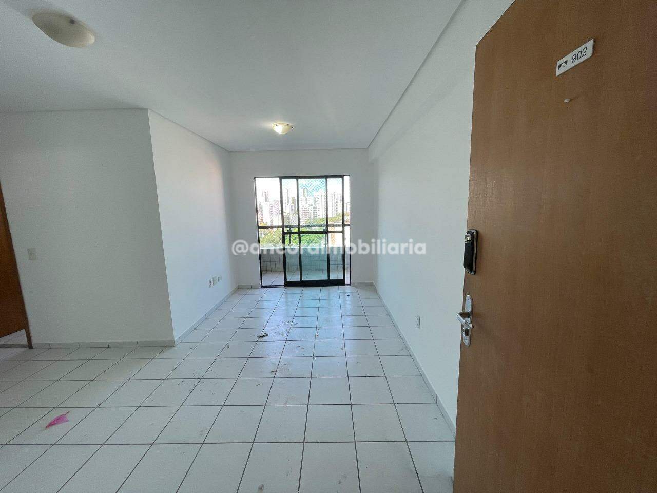 Apartamento para aluguel no Espinheiro: 