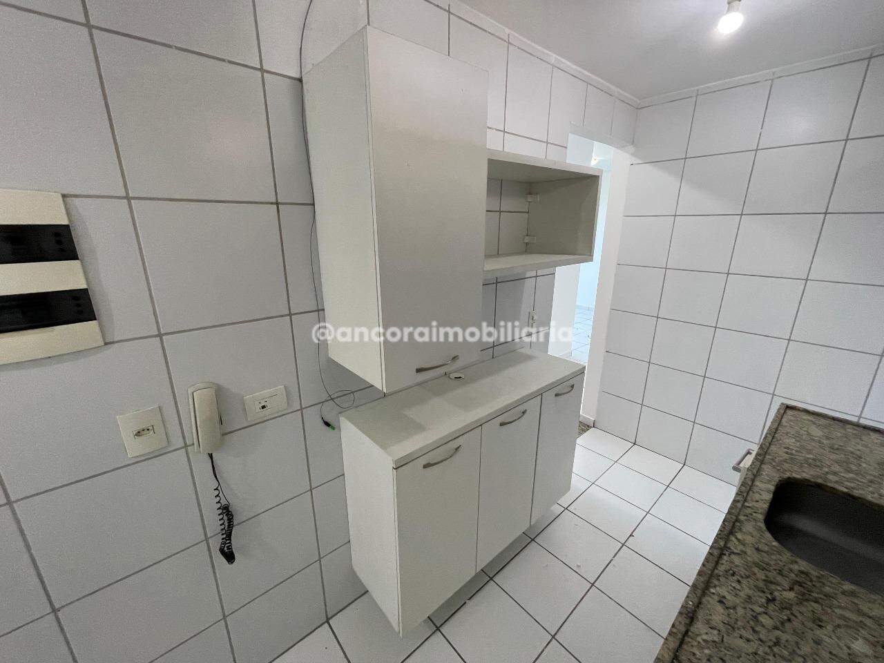 Apartamento para aluguel no Espinheiro: 