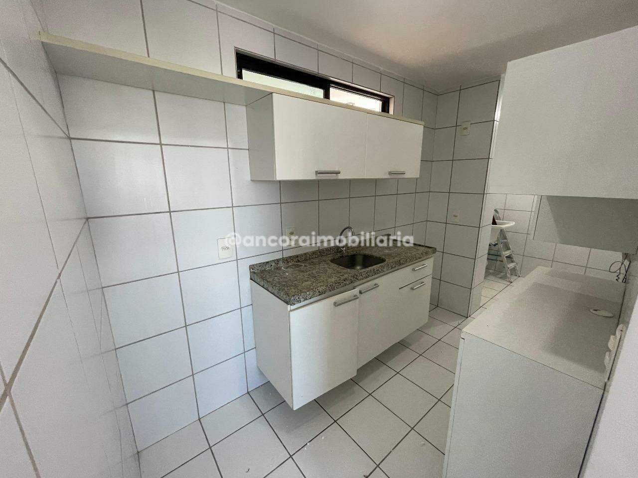Apartamento para aluguel no Espinheiro: 