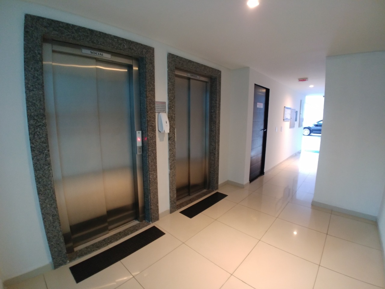 Apartamento para aluguel no Aflitos: 