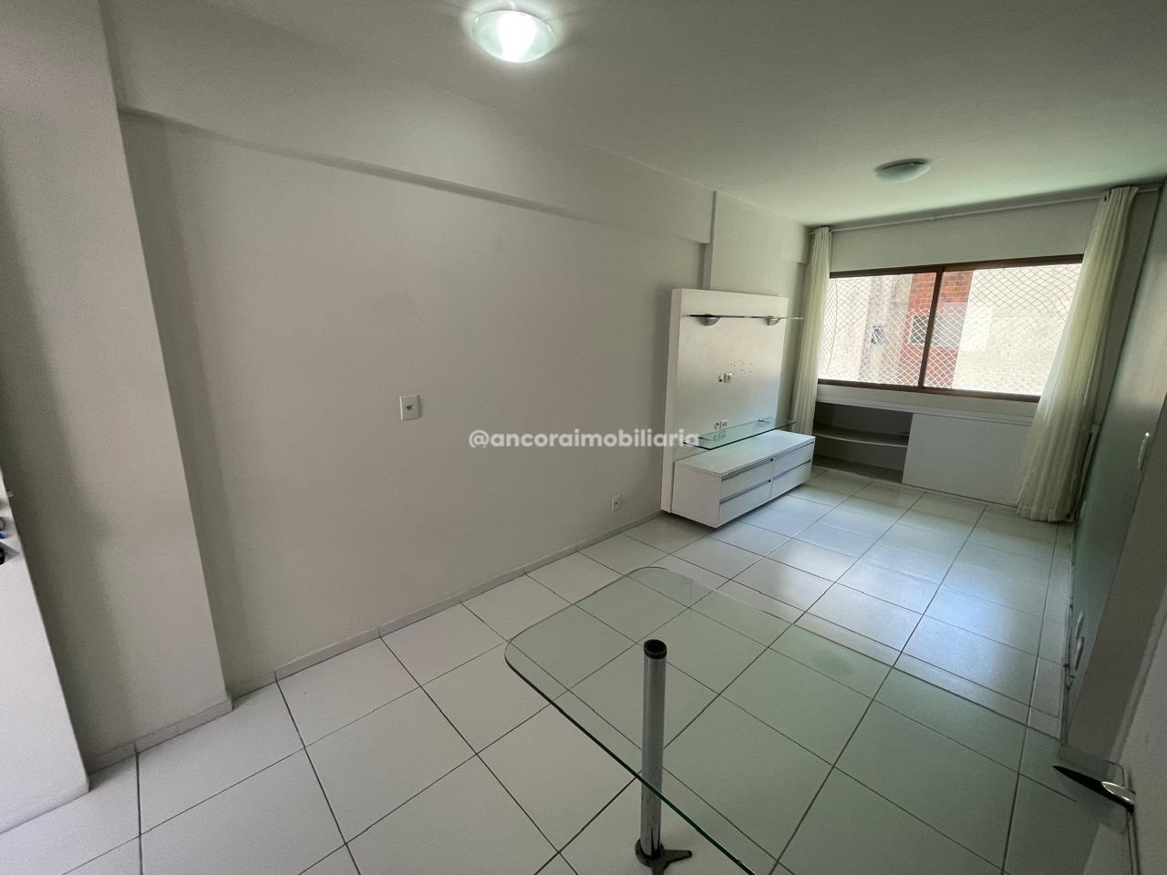 Apartamento para aluguel no Aflitos: 