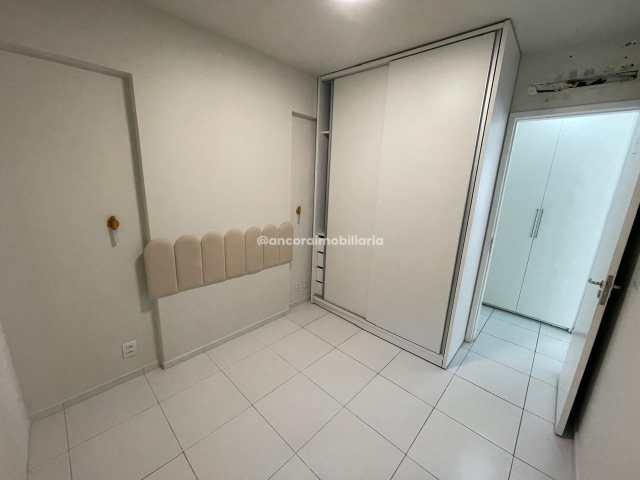 Apartamento para aluguel no Aflitos: 