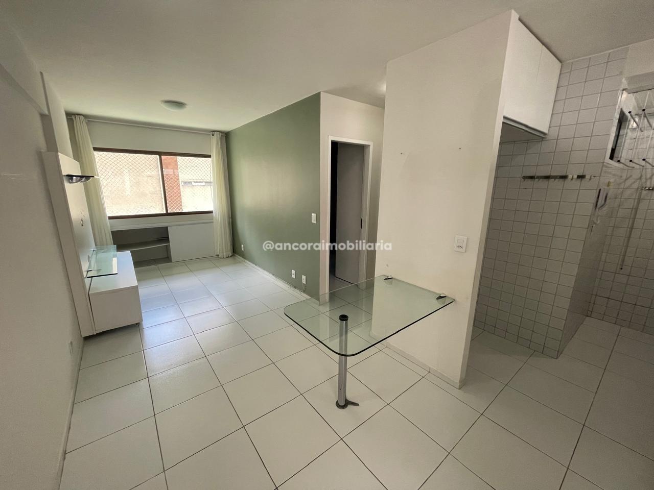 Apartamento para aluguel no Aflitos: 