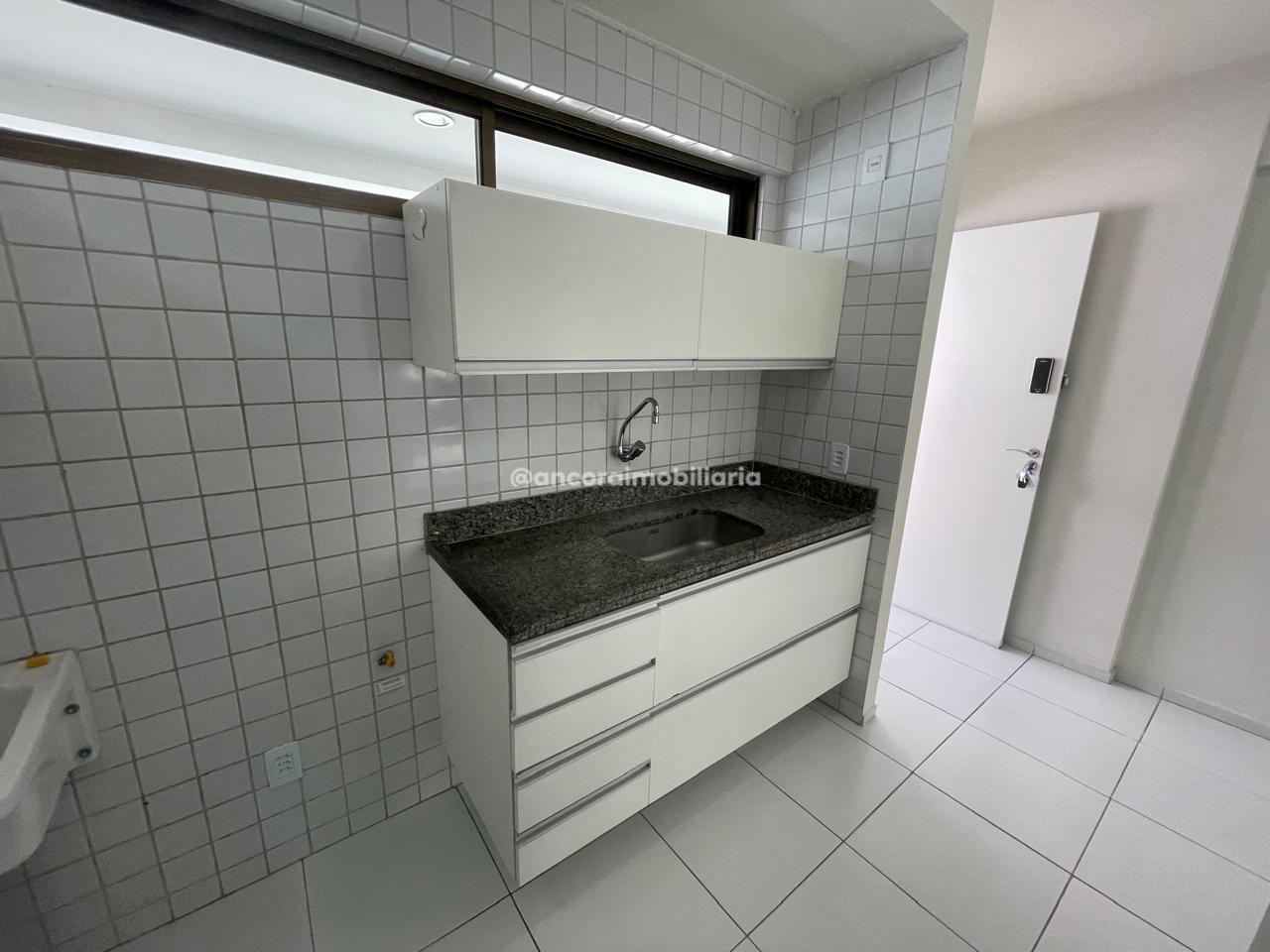 Apartamento para aluguel no Aflitos: 