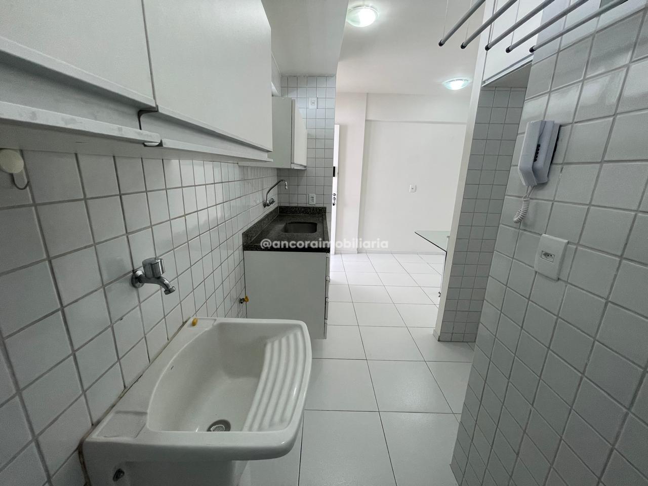 Apartamento para aluguel no Aflitos: 