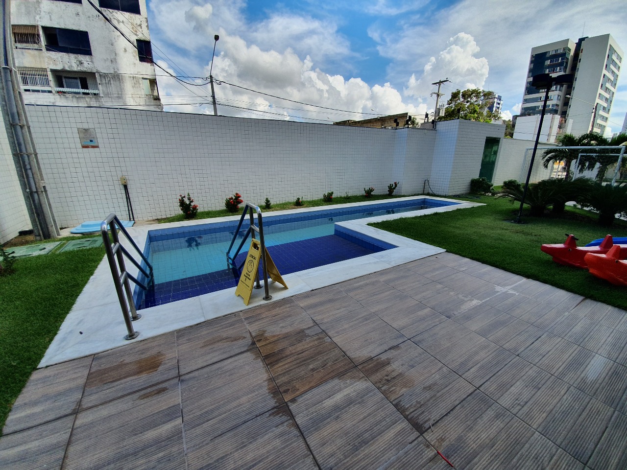 Apartamento para aluguel no Candeias: 