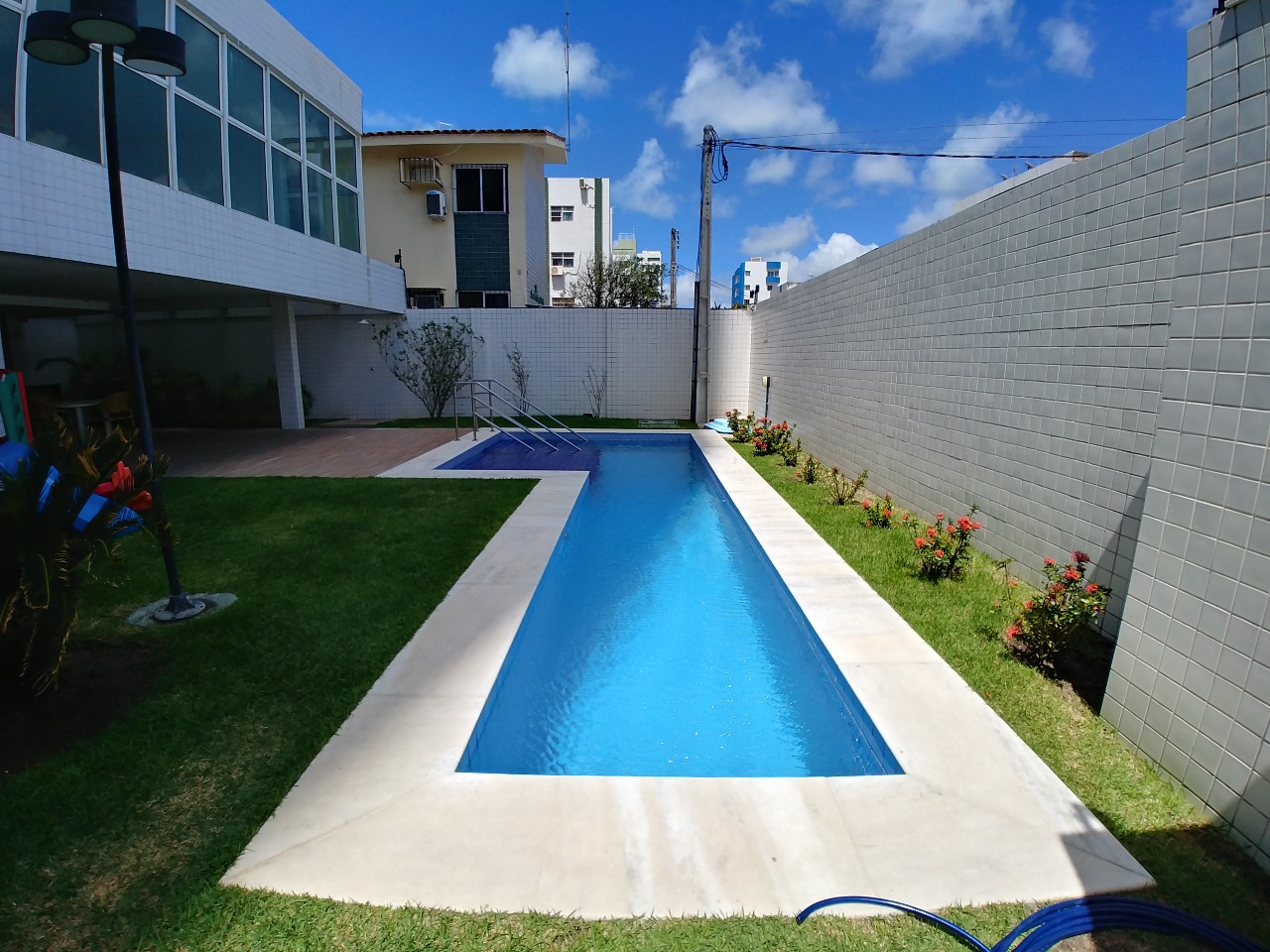 Apartamento para aluguel no Candeias: 