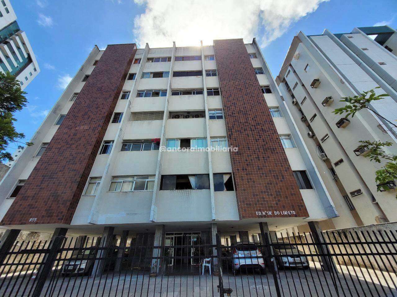 Apartamento para aluguel no Pina: 