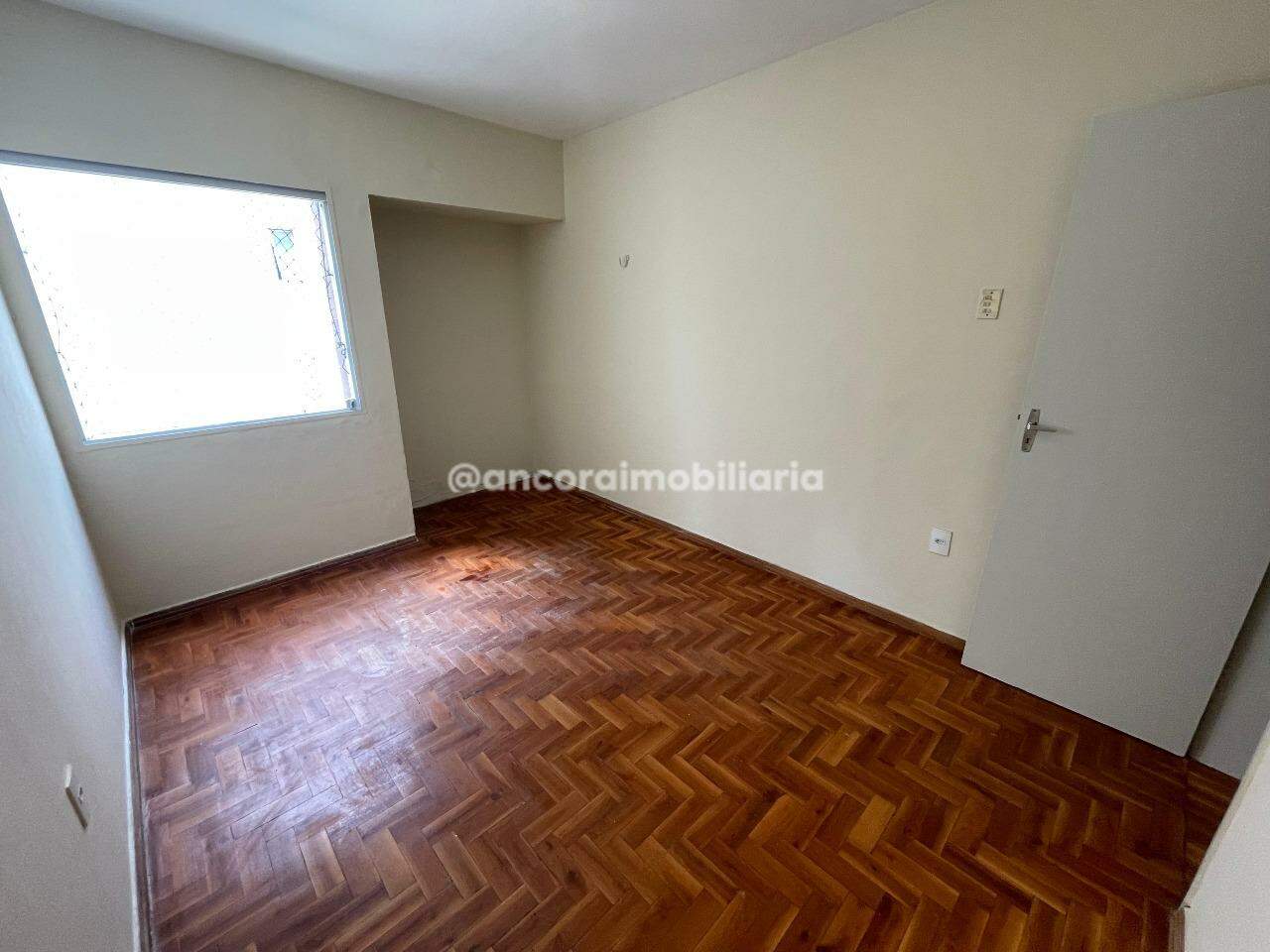 Apartamento para aluguel no Pina: 