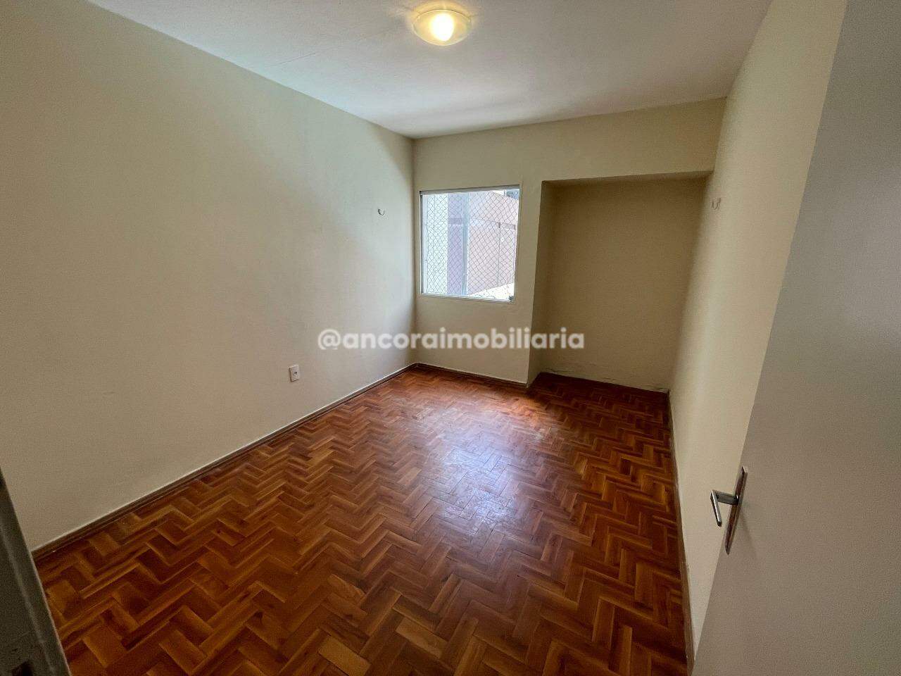 Apartamento para aluguel no Pina: 