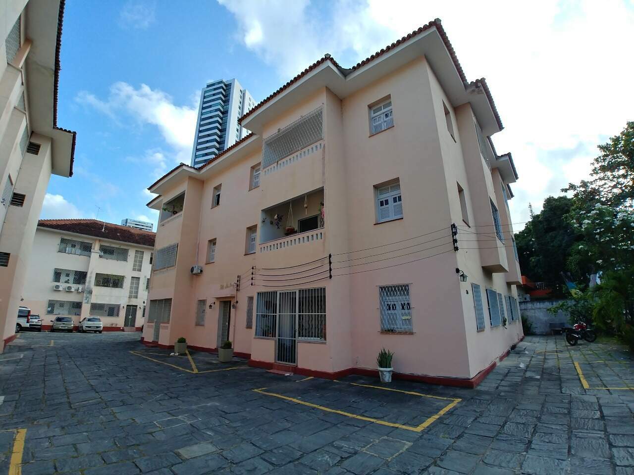 Apartamento para aluguel no Graças: 
