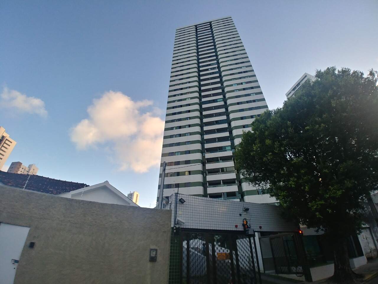 Apartamento para aluguel no Madalena: 