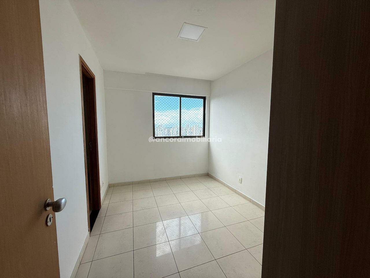 Apartamento para aluguel no Madalena: