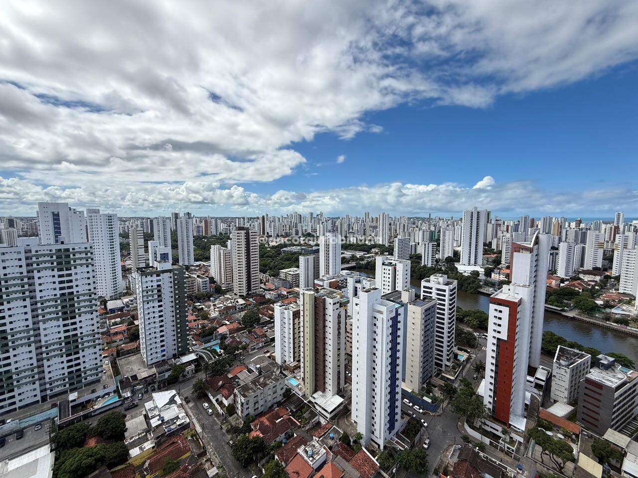 Apartamento para aluguel no Madalena: