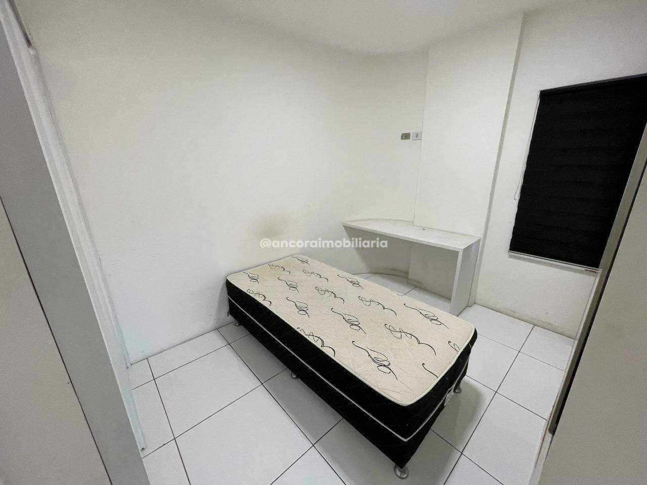 Apartamento para aluguel no Espinheiro: 