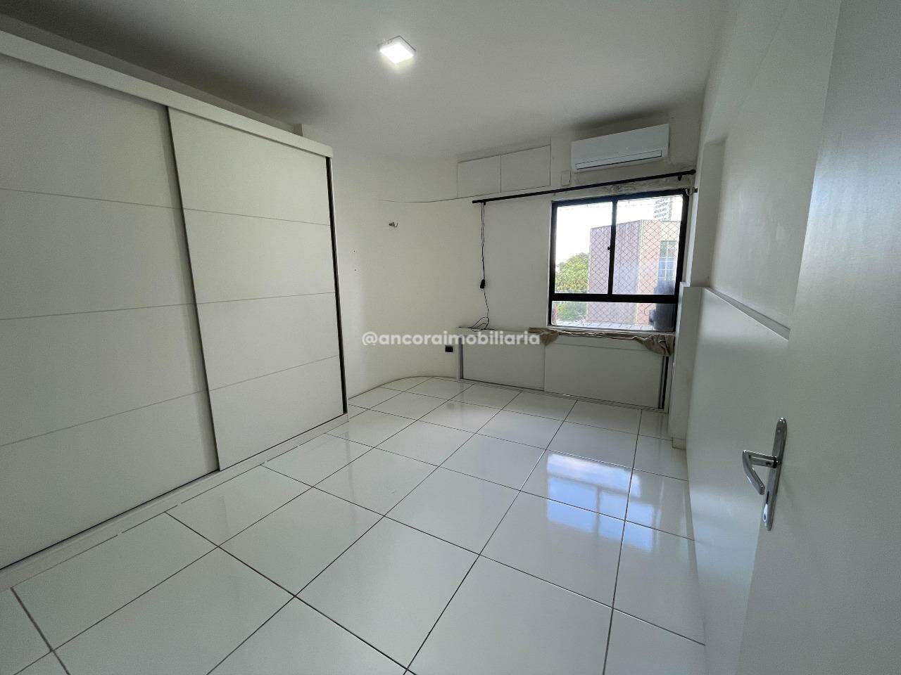 Apartamento para aluguel no Espinheiro: 