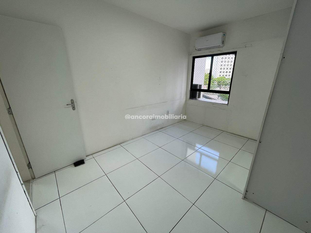 Apartamento para aluguel no Espinheiro: 