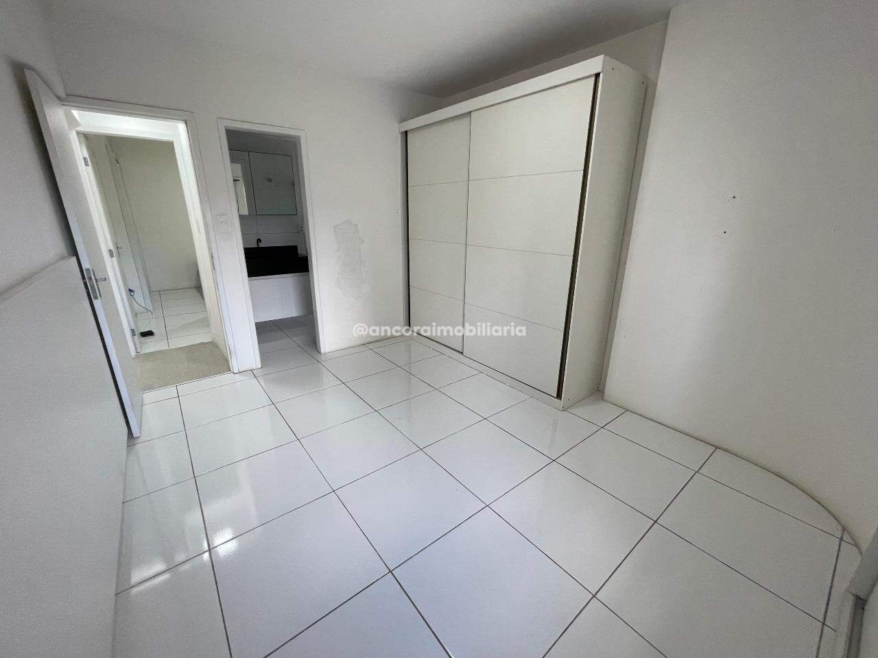 Apartamento para aluguel no Espinheiro: 