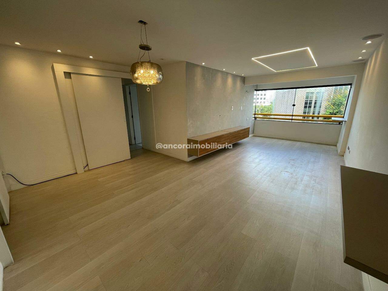 Apartamento para aluguel no Espinheiro: 