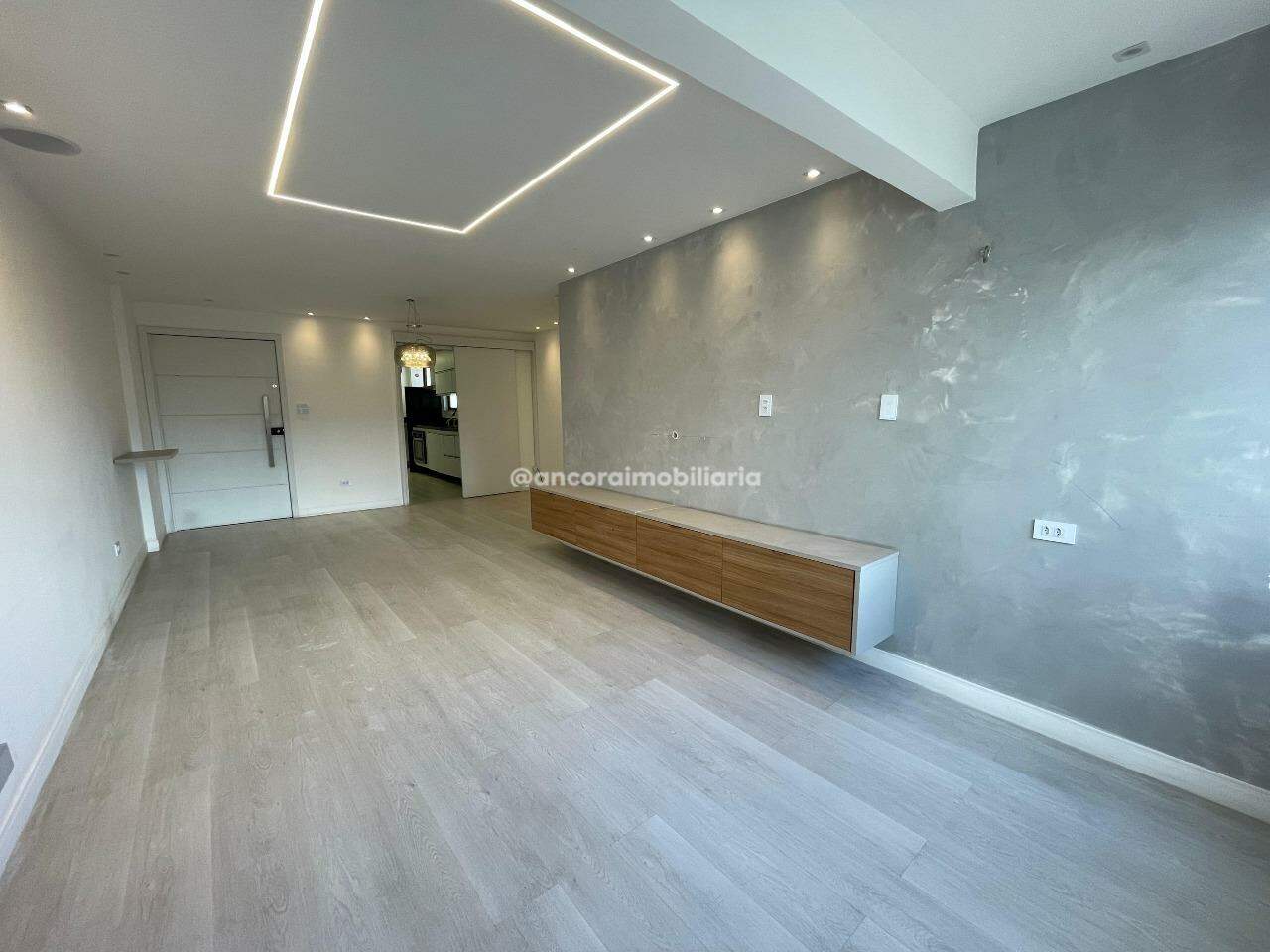 Apartamento para aluguel no Espinheiro: 